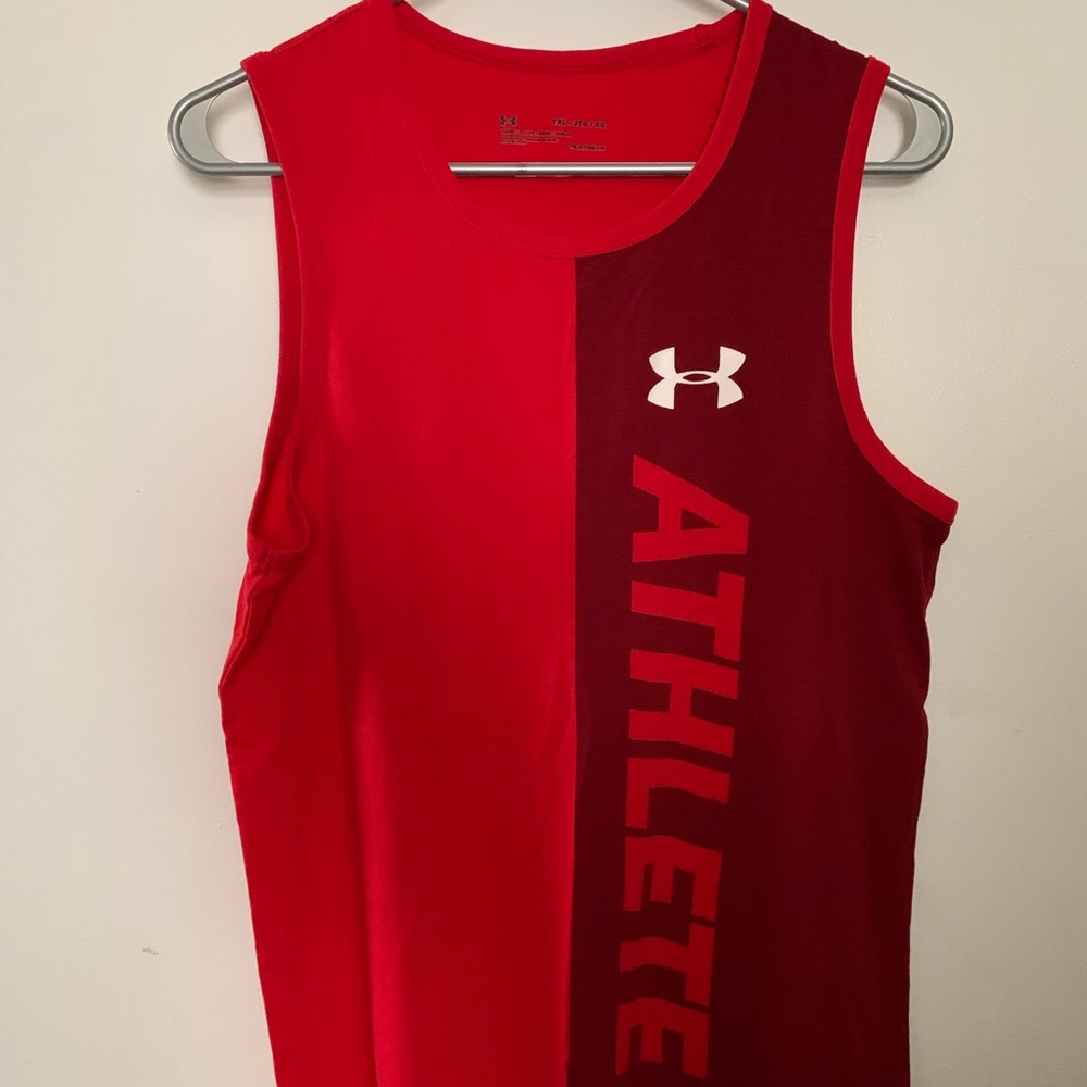 Under Armour tank